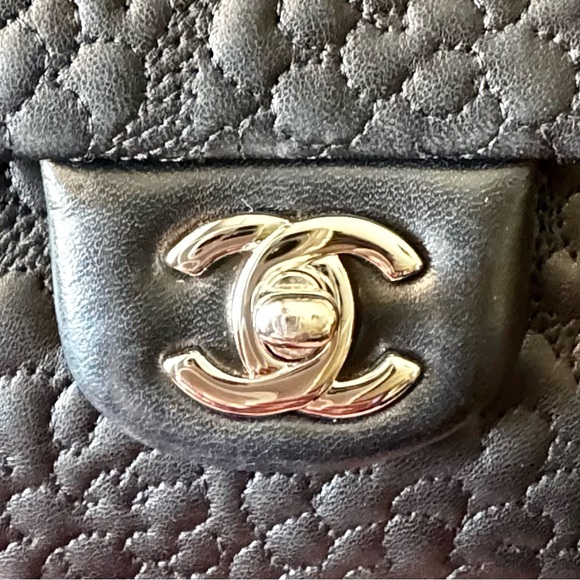 40% OFF! CHANEL Black Camellia-Embossed Lambskin Classic Medium Double Flap Bag - Picture 14 of 16